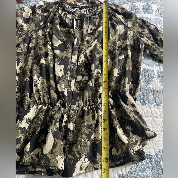 Elizabeth and James Silk Tie Front Blouse - Picture 12 of 12